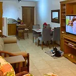 Apartamento No Residencial Village No Centro De Gramado, Com Piscina Aquecida E Hidromassagem